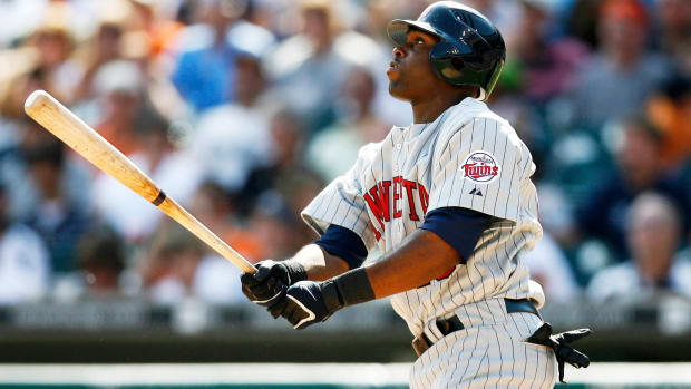 Twins center fielder Torii Hunter bats in the fifth inning against the Tigers at Comerica Park in Detroit on June 29, 2007. The Twins defeated the Tigers 8-5.